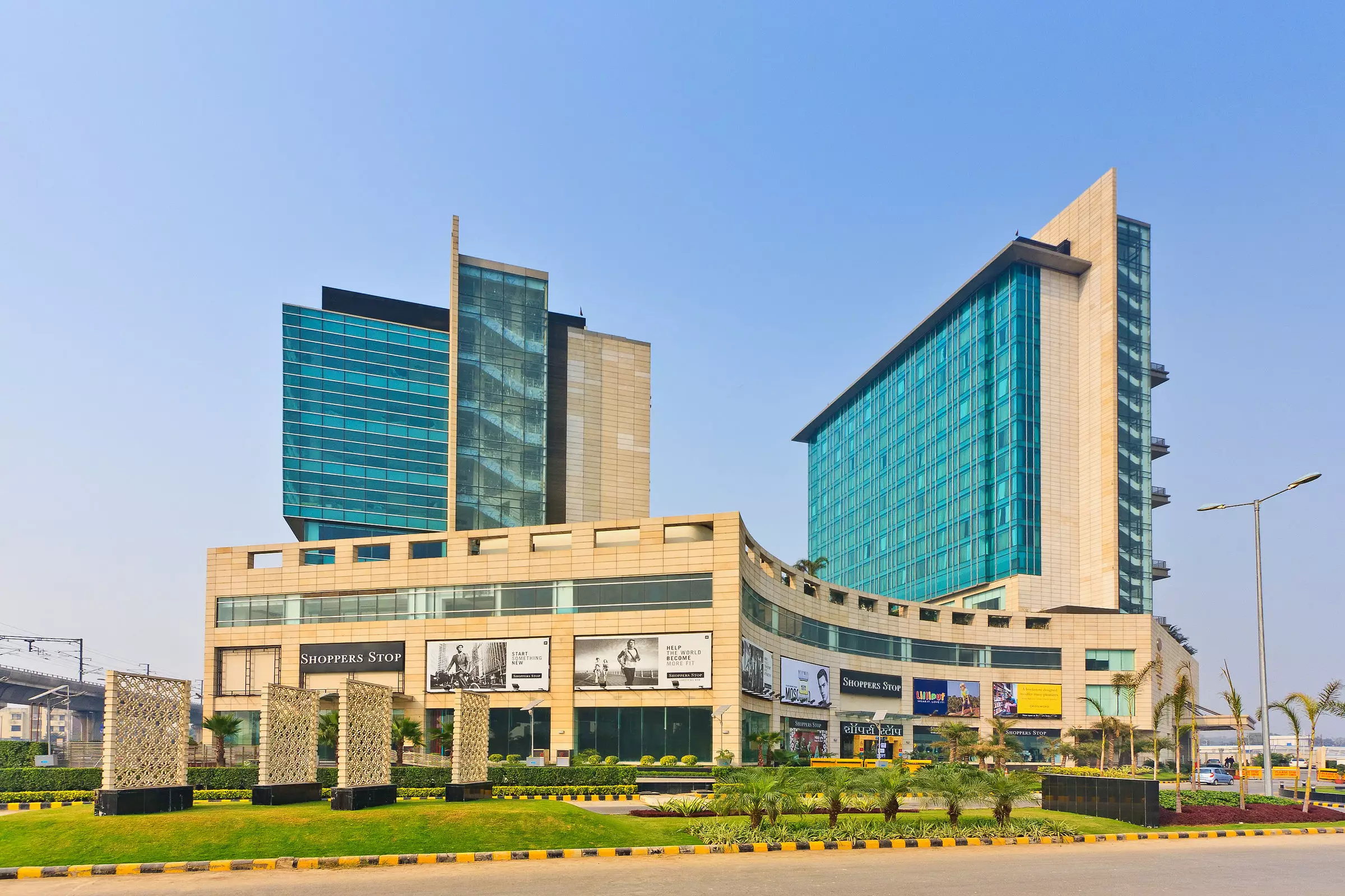 CROWNE PLAZA ROHINI CROWNE PLAZA ROHINI